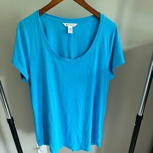 Athleta Breezy Scoop V Tee - Large TALL